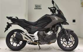 HONDA NC750X D Limited 2020 RC90