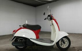 HONDA CREA SCOOPY I AF55