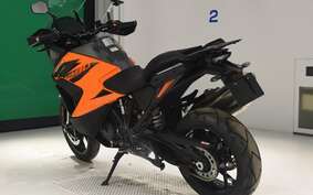 KTM 1290 SUPER ADVENTURE S 2023