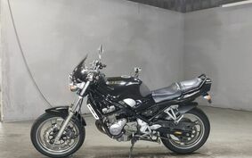 SUZUKI BANDIT 250 GJ74A