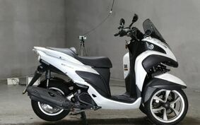 YAMAHA TRICITY 125 SE82J