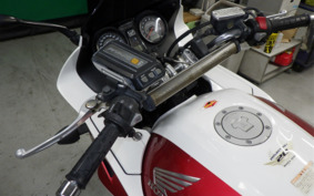 HONDA CB1300SB SUPER BOLDOR A 2013 SC54