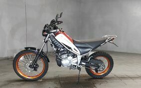 YAMAHA TRICKER DG32J