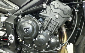 TRIUMPH STREET TRIPLE R 2023 DA604A