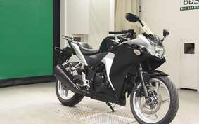 HONDA CBR250R GEN 3 MC41