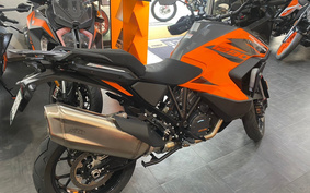 KTM 1290 SUPER ADVENTURE S 2022 V7940