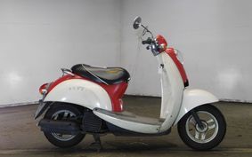 HONDA CREA SCOOPY I AF55