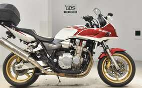 HONDA CB1300SB SUPER BOLDOR A 2006 SC54