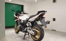 HONDA CB1300SB SUPER BOLDOR A 2005 SC54