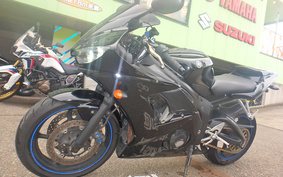 YAMAHA YZF-R6 2003 RJ05