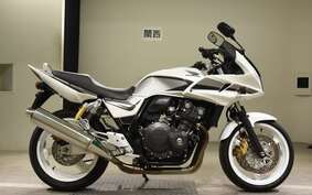 HONDA CB400 SUPER BOLDOR VTEC 2013 NC42