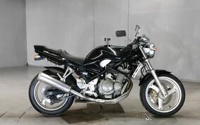 SUZUKI BANDIT 250 GJ74A