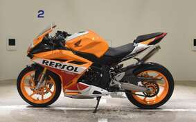 HONDA CBR250RR A MC41