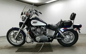 HONDA SHADOW 1100 1994 SC18