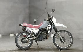 YAMAHA DT125 17F