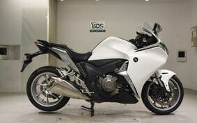 HONDA VFR1200F DCT 2010 SC63