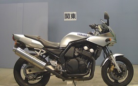 YAMAHA FZ400 2000 4YR