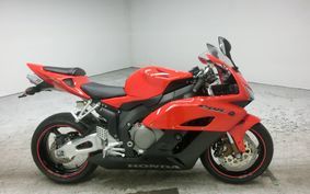 HONDA CBR1000RR 2005 SC57