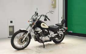 YAMAHA VIRAGO 250 3DM