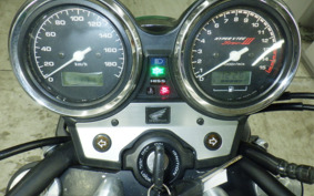 HONDA CB400SF VTEC Spec3 2004 NC39