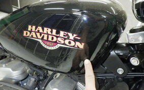 HARLEY XL883LI 2009