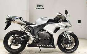 HONDA CBR1000RR 2007 SC57