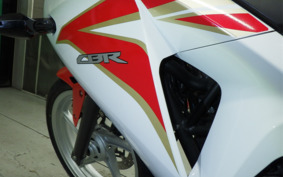 HONDA CBR250R GEN 3 MC41