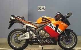 HONDA CBR600RR 2003 PC37