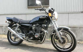 YAMAHA XJ550 4V8