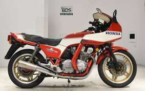 HONDA CB900F 2022 SC01