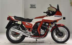 HONDA CB900F 2024 SC09