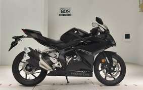 HONDA CBR250RR A MC51