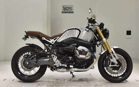 BMW R NINE T 2015