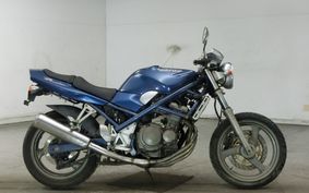 SUZUKI BANDIT 250 GJ74A