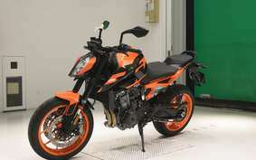 KTM 890 DUKE GP 2024