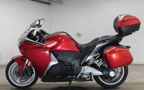 HONDA VFR1200F 2010 SC63