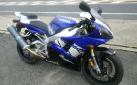 YAMAHA YZF-R1 CHAMPION EDITION 2001 RN05