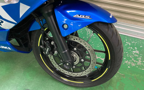 SUZUKI GIXXER 250 ED22B