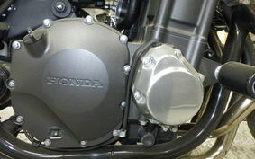 HONDA CB1300SB SUPER BOLDOR A 2013 SC54