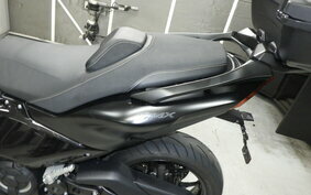 YAMAHA T-MAX 560 T 2023 SJ19J