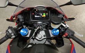 HONDA CBR600RR PC40