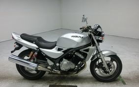 SUZUKI GSX250FX ZR250C