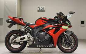 HONDA CBR1000RR 2006 SC57