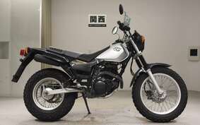 YAMAHA TW125 DE01