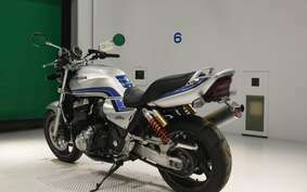 HONDA CB1300SF SUPER FOUR 1999 SC40