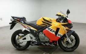 HONDA CBR600RR 2004 PC37