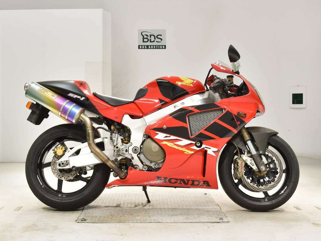 Мотолайф мотоциклы из японии. Honda VTR 1000 SP. Honda VTR 1000 sp1.