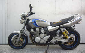 YAMAHA XJR400 2000 4HM