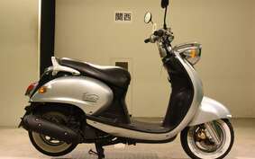 YAMAHA VINO 125 SE24