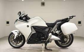 HONDA VFR1200F 2014 SC63